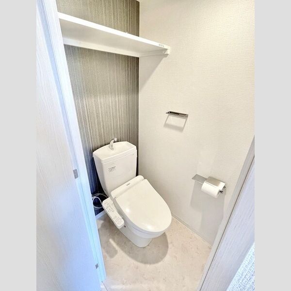 トイレ　※同物件他部屋写真 反転の場合有