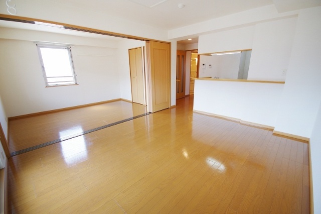 居室・リビング　類似室内