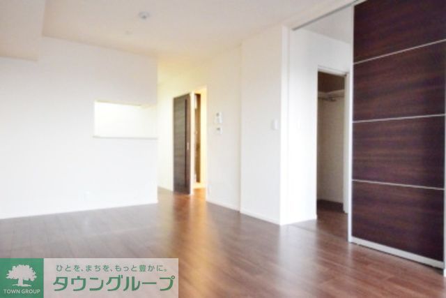 居室・リビング　※同建物別号室（参考写真）