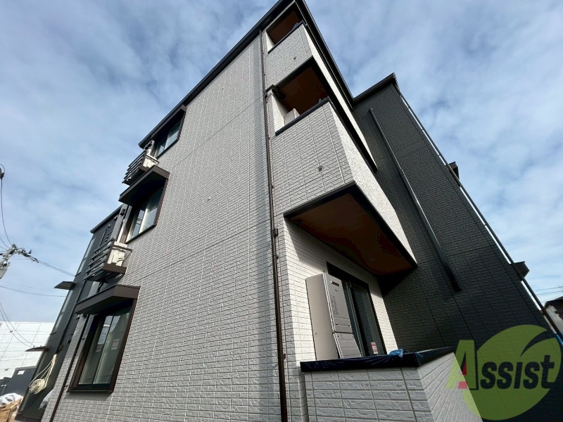 玄関　※建築中