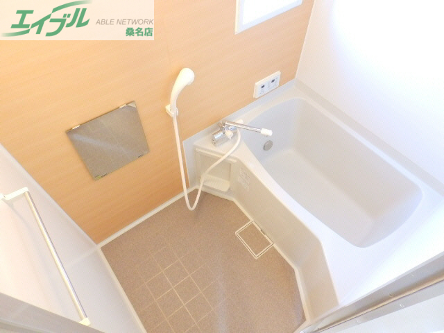 バス・シャワールーム　同物件別室の写真です。