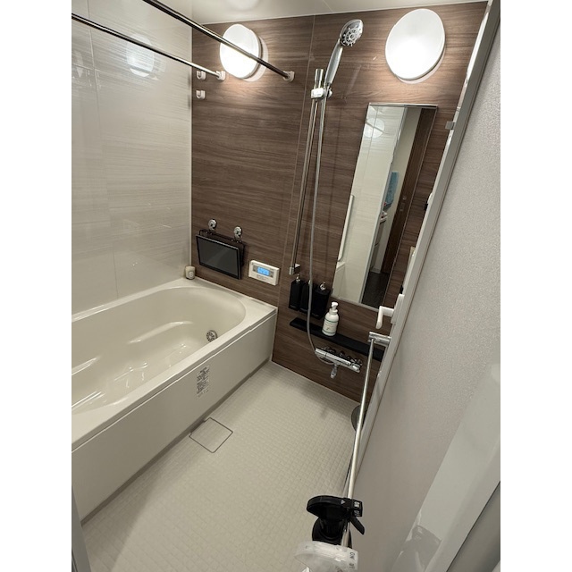 バス・シャワールーム　バス