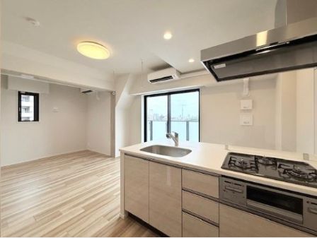 キッチン　３口ガスコンロシステムキッチン