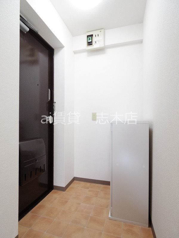 玄関　※別号室写真