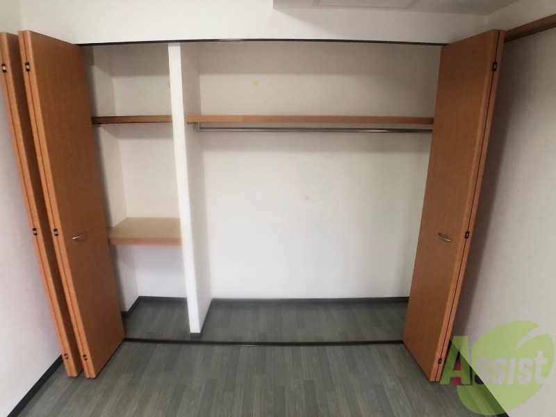 収納　クローゼットがありました。お洋服や荷物はここへ