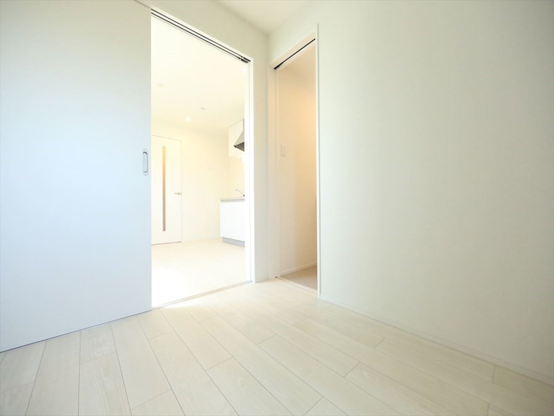 その他部屋・スペース　ＤＫ6.7帖　洋室3.5帖　つなげても使えます　同仕様写真