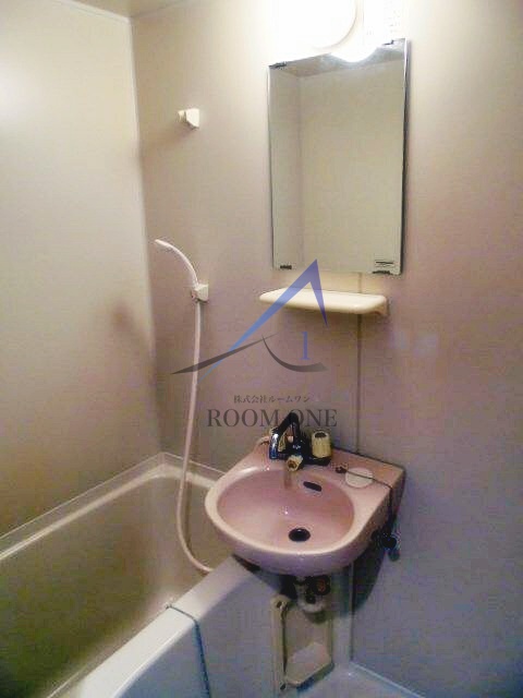 バス・シャワールーム　お風呂です。