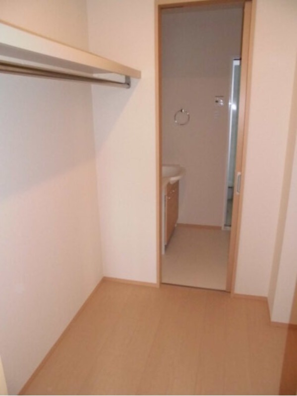 収納　図面と現状に相違がある場合には現状を優先