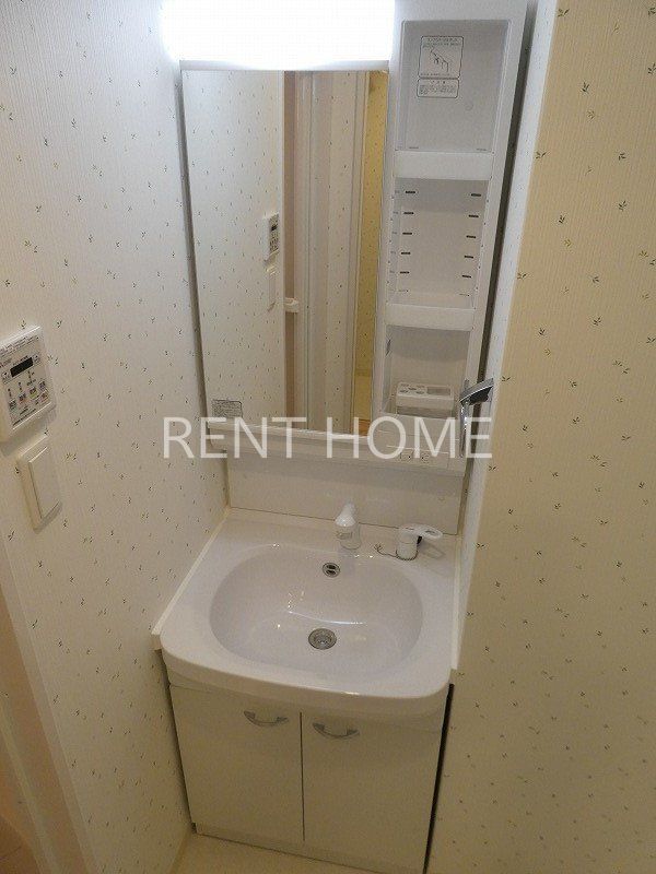 洗面設備　シャンプードレッサ