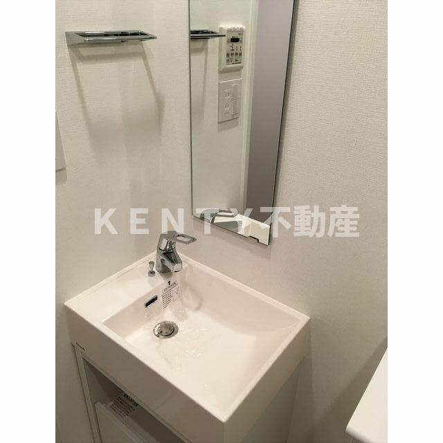 洗面設備　脱衣スペースもあります