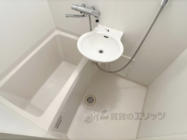 バス・シャワールーム　バス