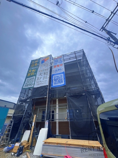 建物外観　外観（建設中）