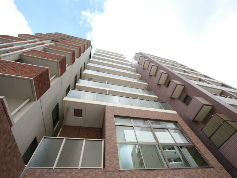 建物外観　外観　オートロック付　防犯カメラ付