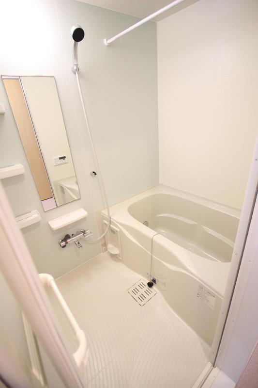バス・シャワールーム　バスルーム