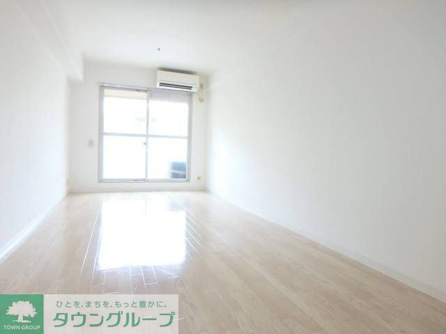 居室・リビング　タウンハウジング調布店まで♪