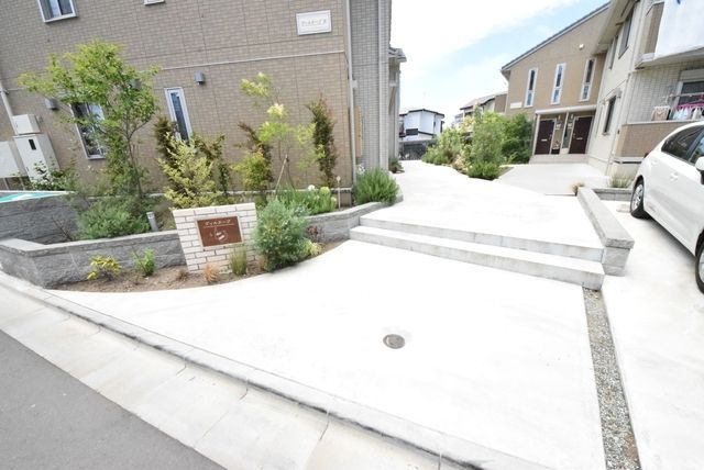 エントランス　★お洒落なエントランス＆アプローチ★