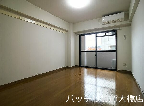 居室・リビング　別号室イメージの為、現状を優先致します。