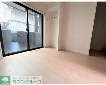 居室・リビング　同物件別部屋写真