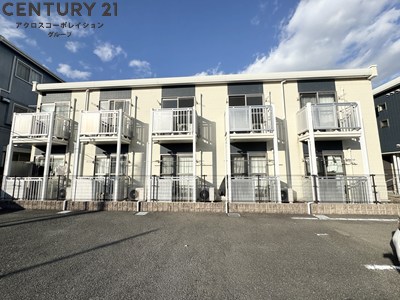建物外観　敷地内駐車場・駐輪場あり◎