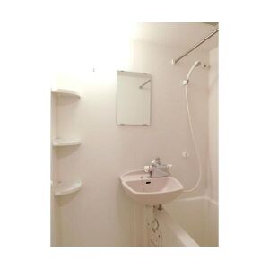 バス・シャワールーム　同タイプ別のお部屋の写真です。