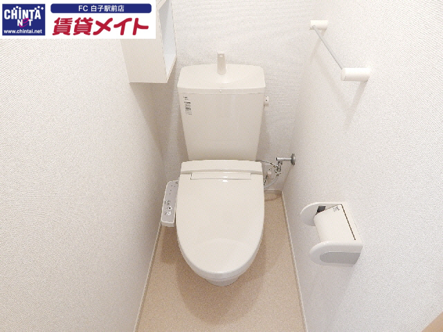トイレ　同タイプの部屋写真です。
