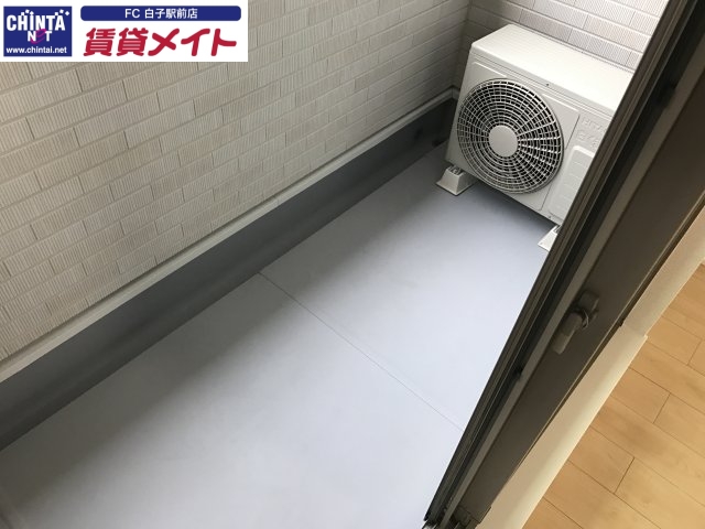 バルコニー　同タイプの部屋写真です。