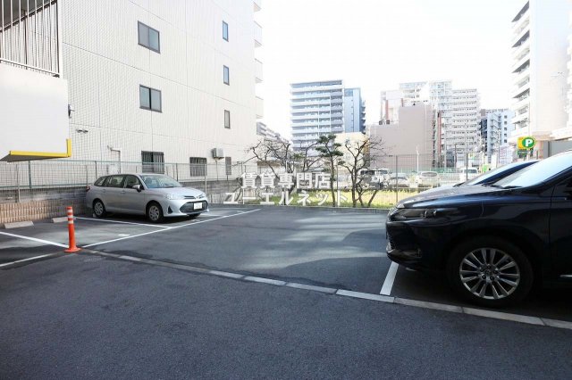 駐車場　敷地内駐車場あり◎