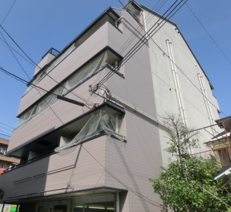 建物外観　落ち着いた雰囲気の外観です