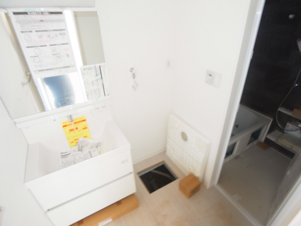 洗面設備　同仕様物件参考写真