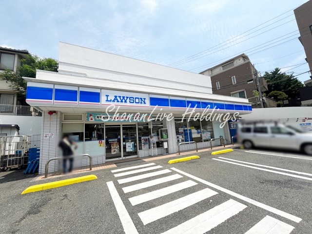 コンビニ　ローソン　三ッ沢下町店（コンビニ）まで221m