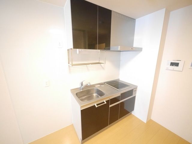 キッチン　★お部屋探しは株式会社タウンハウジング東京、京王八王子店で…