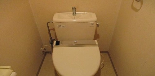 トイレ　トイレ