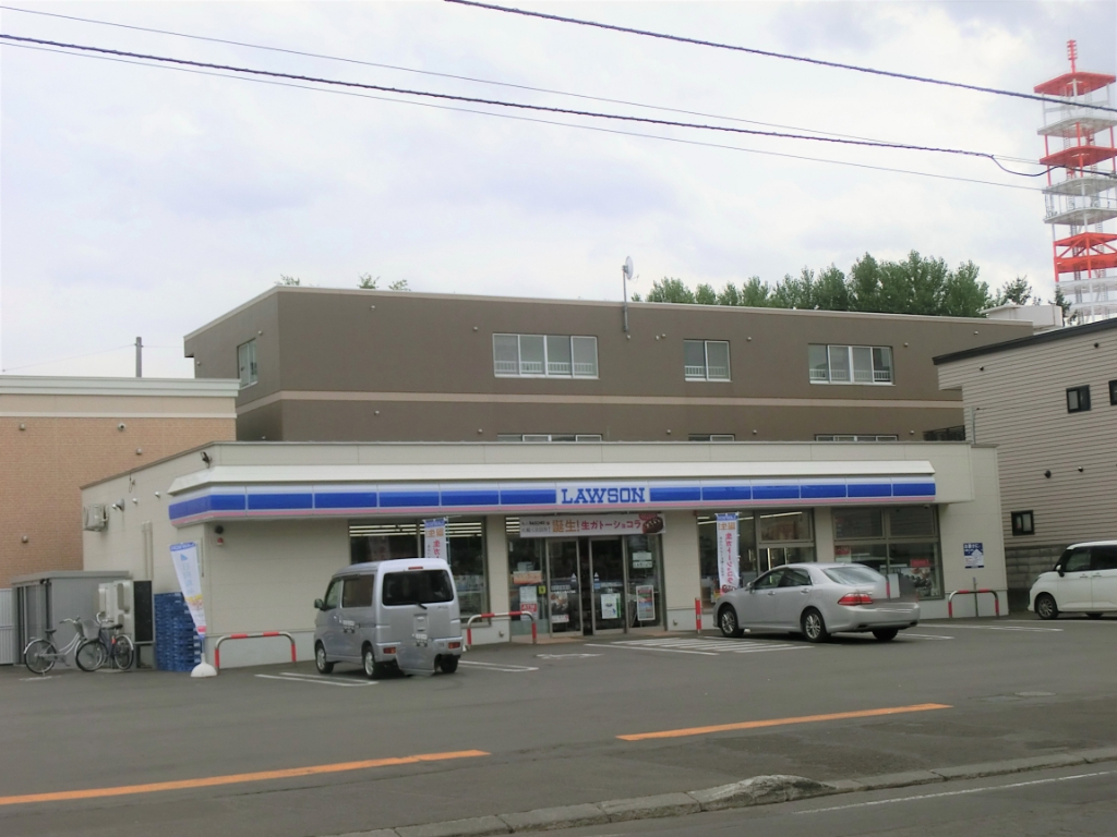 コンビニ　ローソン 札幌北34条西八丁目店（コンビニ）まで497m