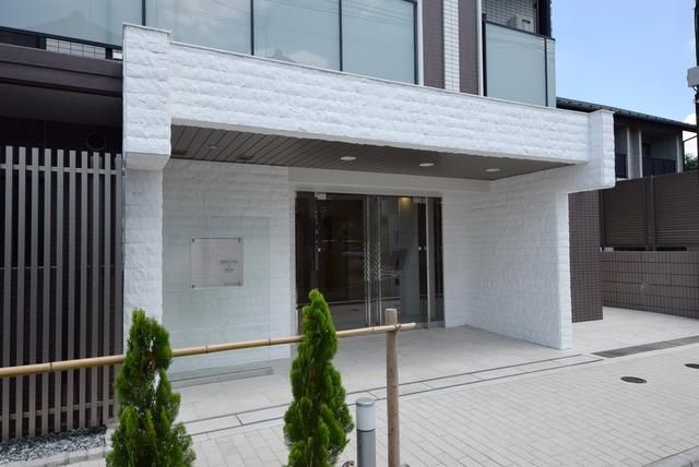エントランス　建物入口
