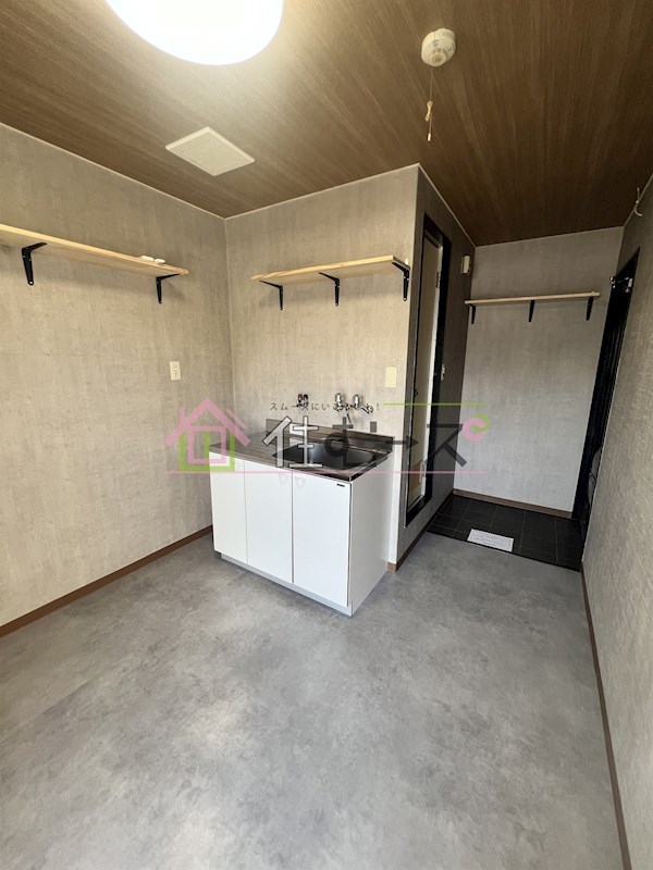 RIZEONE東住吉IIの居間写真