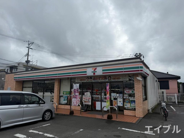コンビニ　セブンイレブン薩摩川内宮内町店（コンビニ）まで850m