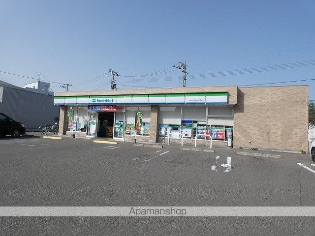 コンビニ　ファミリーマート今治衣干一丁目店（コンビニ）まで186m