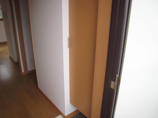 玄関　下駄箱