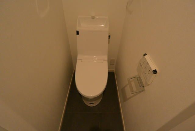 トイレ　落ち着いたトイレです