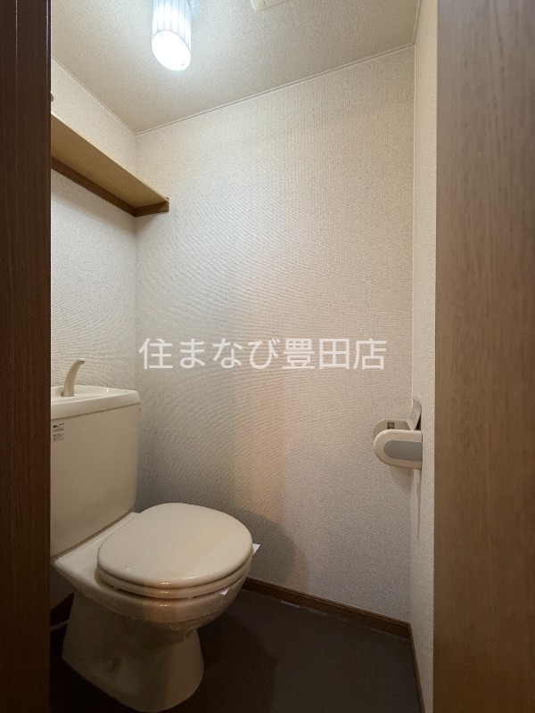 トイレ　同型タイプ
