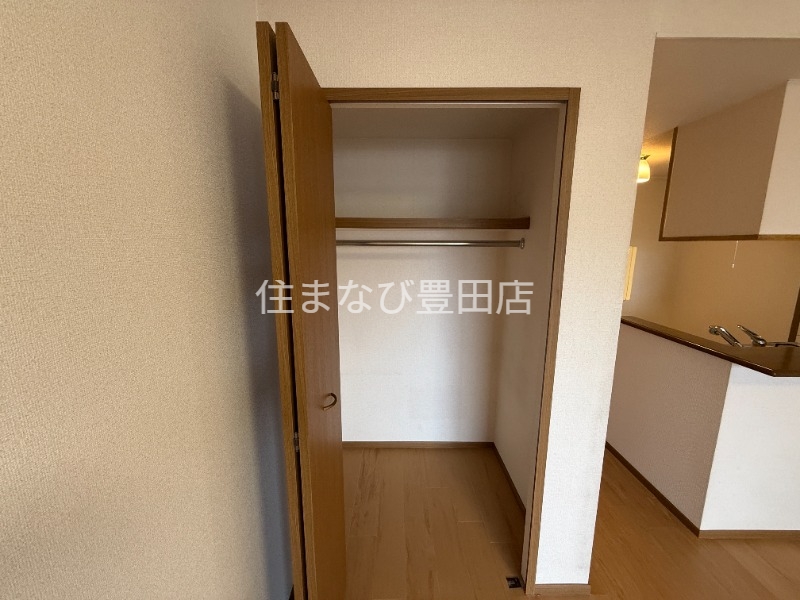 収納　同型タイプ