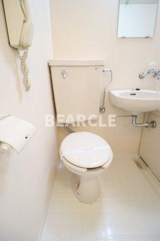 トイレ　コンパクトで使いやすいトイレです