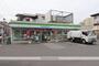 コンビニ　ファミリーマート（コンビニ）まで157m