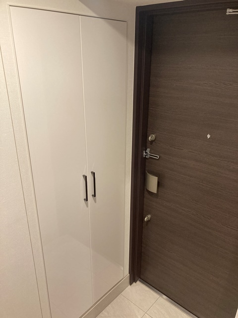 玄関　※写真は同タイプ住戸です。