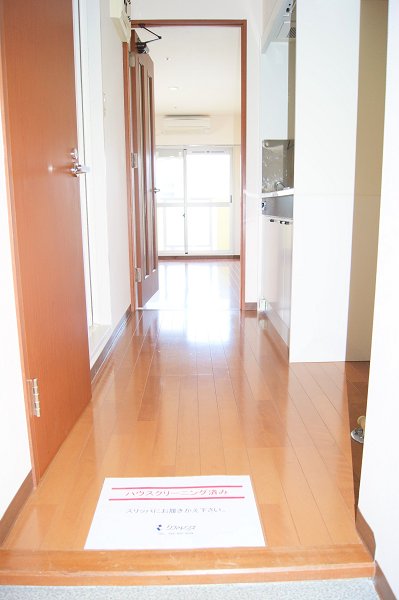 玄関　廊下