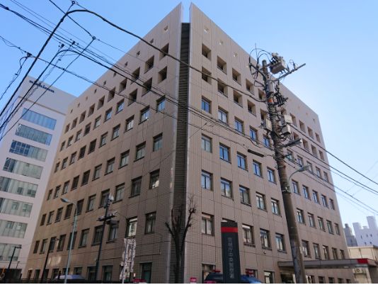 警察署・交番　中央警察署（警察署・交番）まで365m