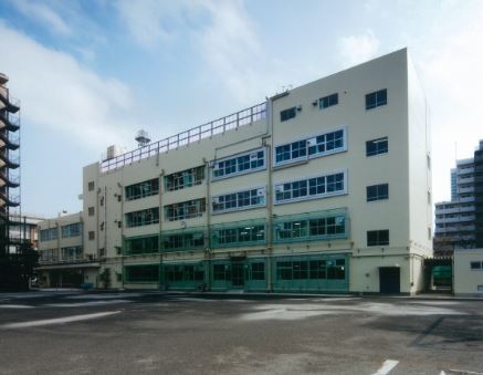 中学校　深川第一中学校（中学校）まで508m