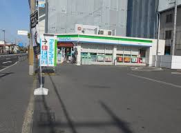 コンビニ　ファミリーマート門真柳町店（コンビニ）まで239m