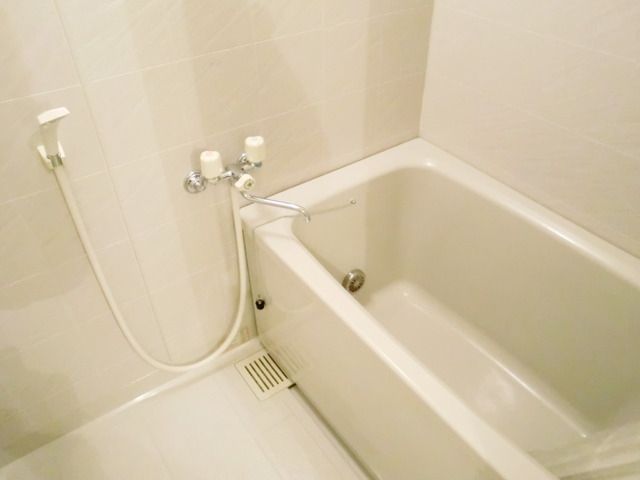 バス・シャワールーム　別部屋参考写真