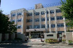 小学校　姫路市立安室東小学校（小学校）まで700m